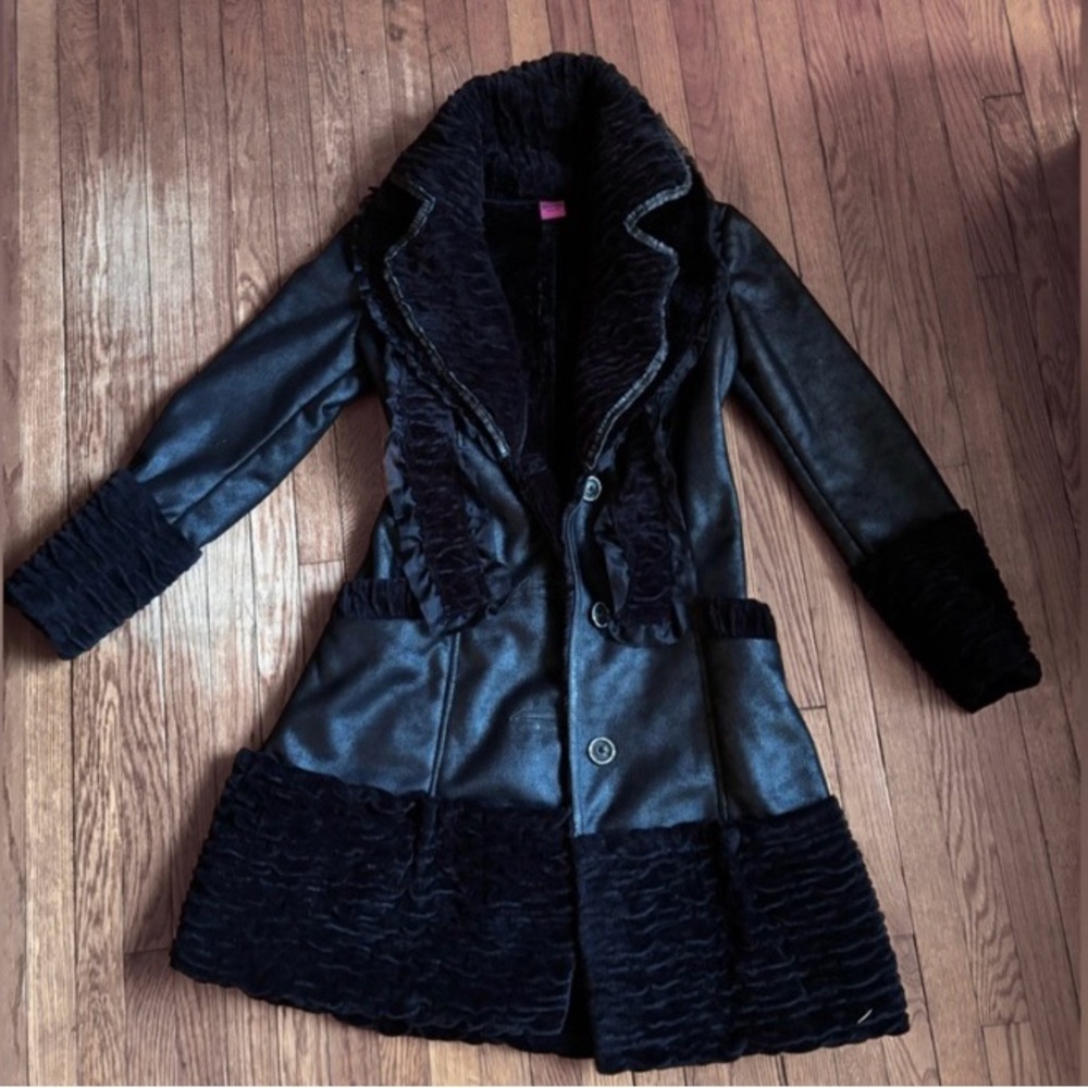 Save The Queen Black italian Jacket with Faux Fur Trim
